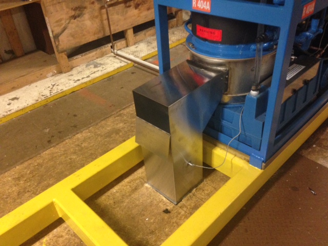 ICE MACHINE CHUTE
